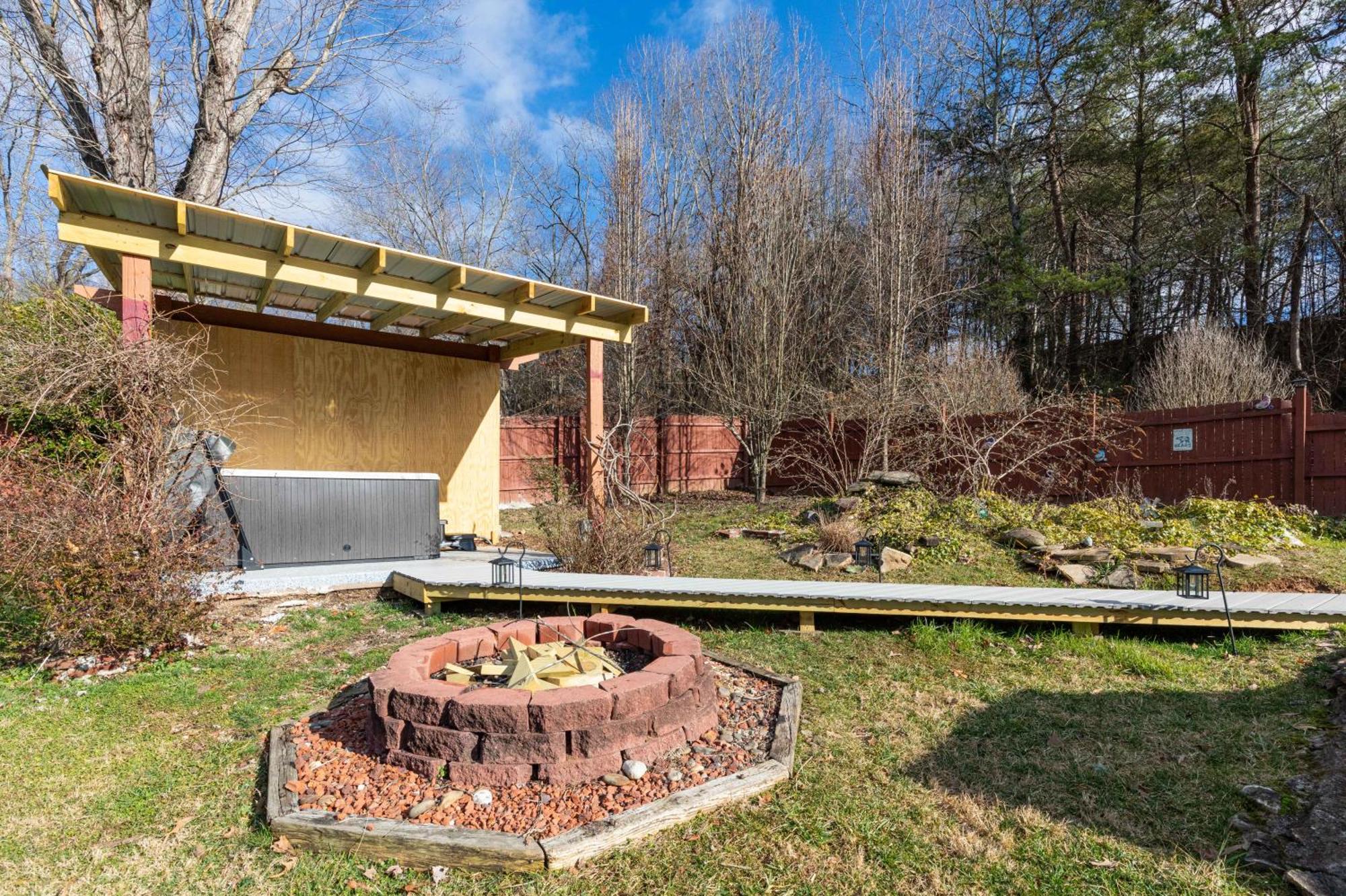 Candyland Cottage Candler Exterior photo